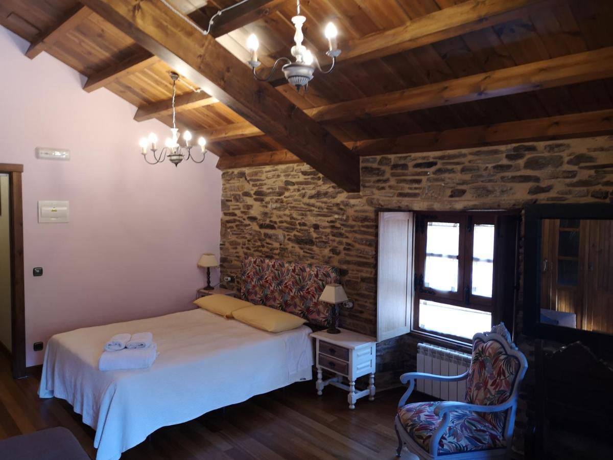 Casa Do Morcego Guest House Valdovino Ngoại thất bức ảnh