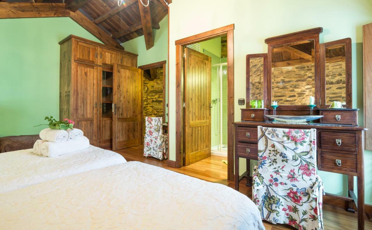 Casa Do Morcego Guest House Valdovino Phòng bức ảnh